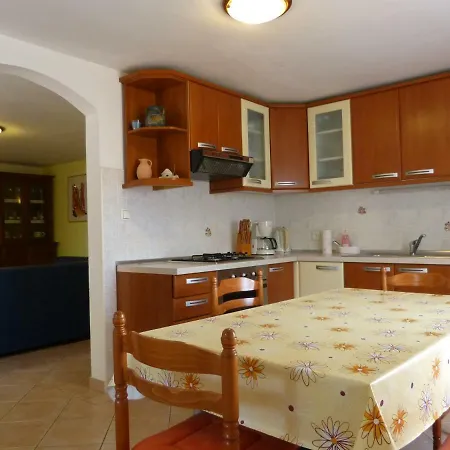 Apartment Apartman Oliva *